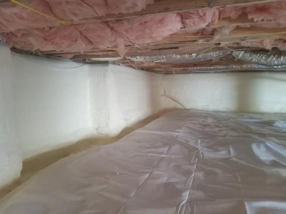 Crawl space encapsulation with closed-cell spray foam for Metal Roof Coating in Salem